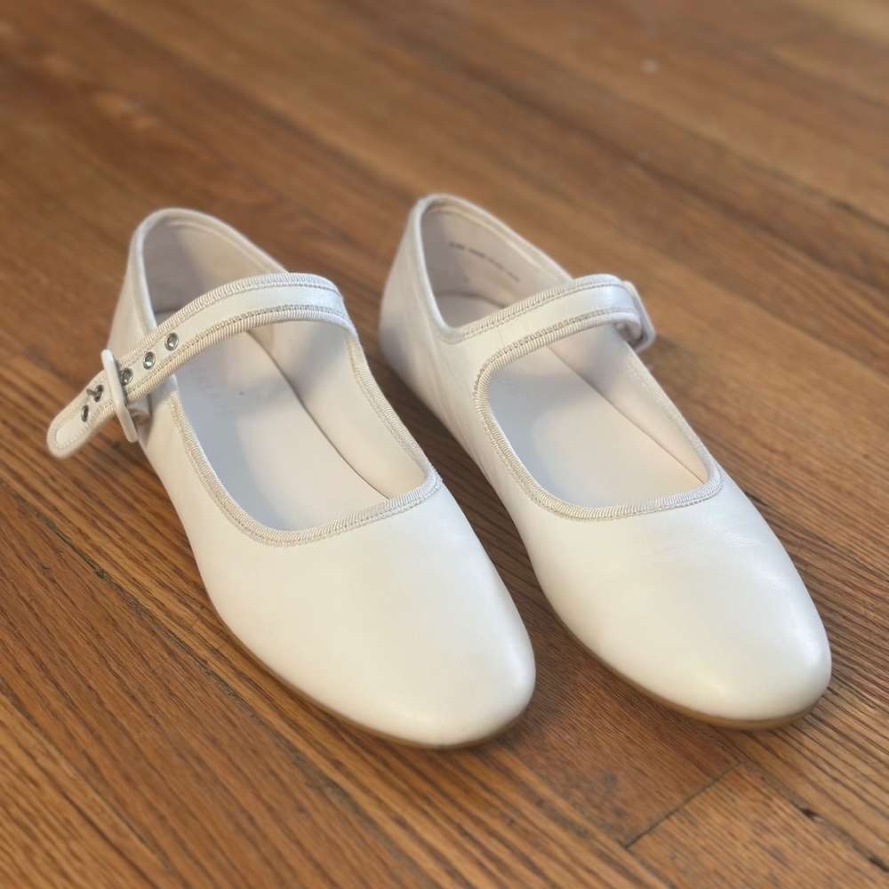 Everlane Mary Jane Buckle Shoes White (Size 6.5)